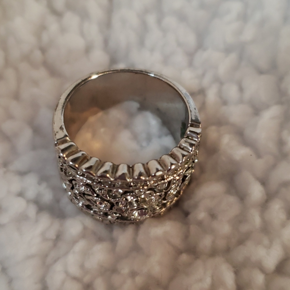 Express Ring - Picture 4 of 7